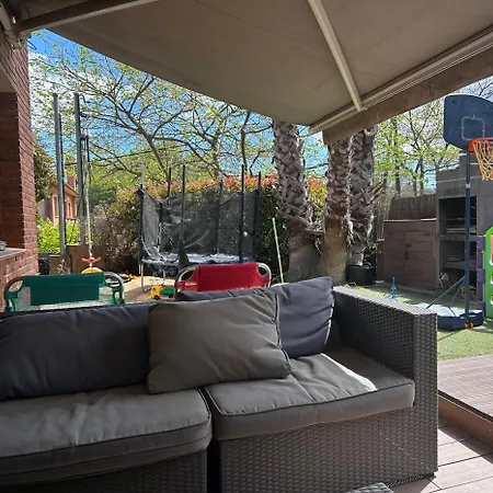 Casa 4 Vientos Con Piscina Privada En Sant Cugat Holiday home Sant Cugat del Valles